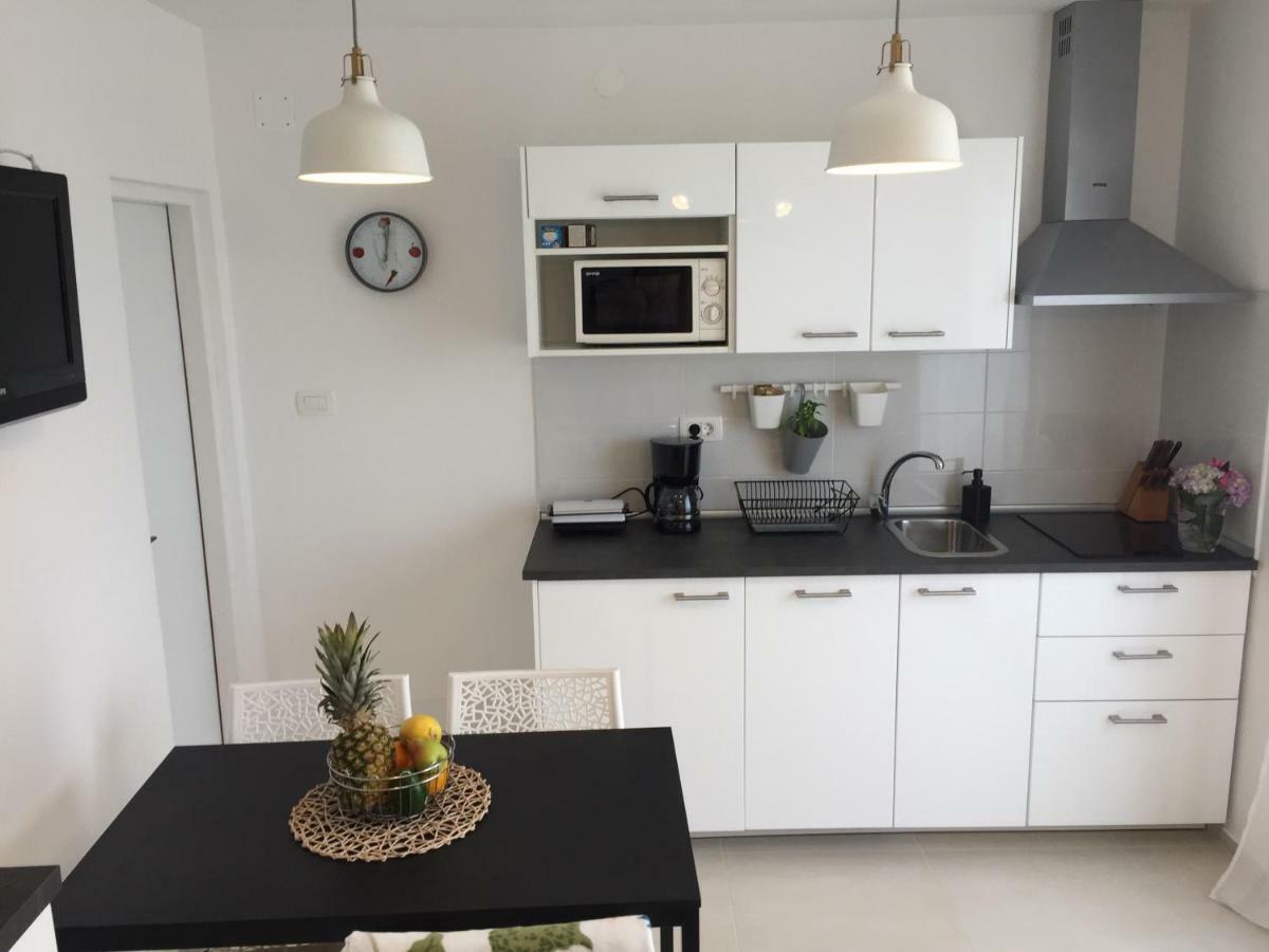 Ferienwohnung ReMi Umag Exterior foto