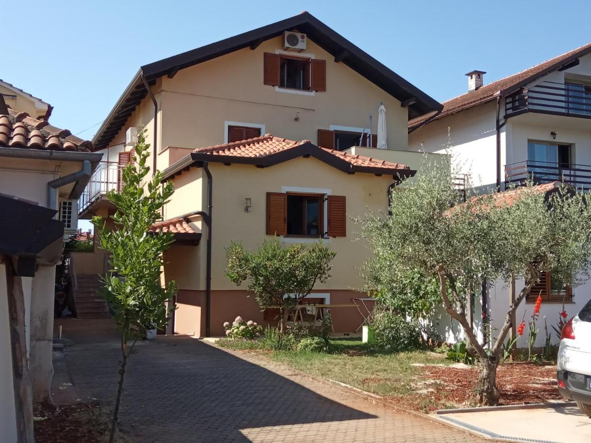 Ferienwohnung ReMi Umag Exterior foto